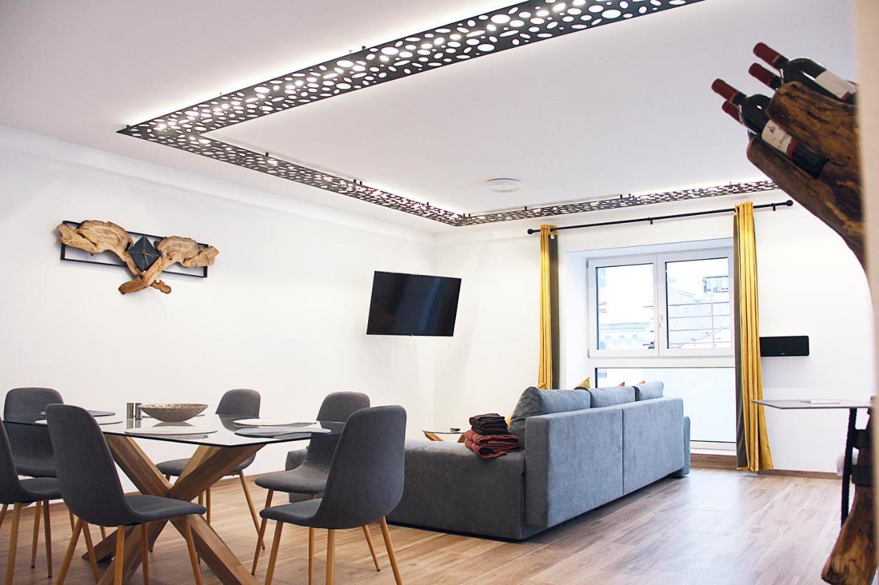 Laurentia Penthouse